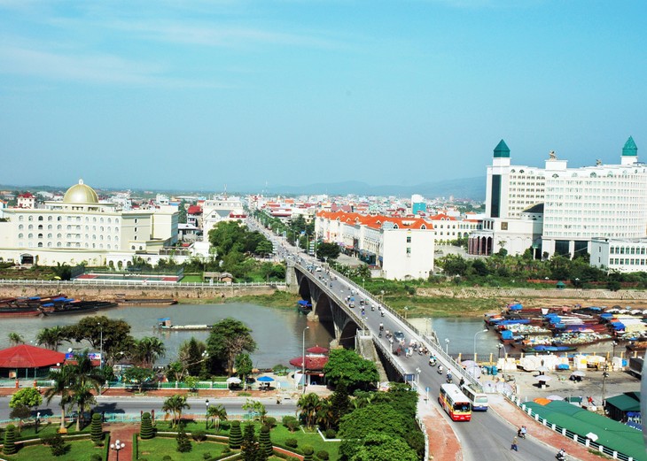 Quang Ninh s’emploie à améliorer son environnement d’investissement  - ảnh 1